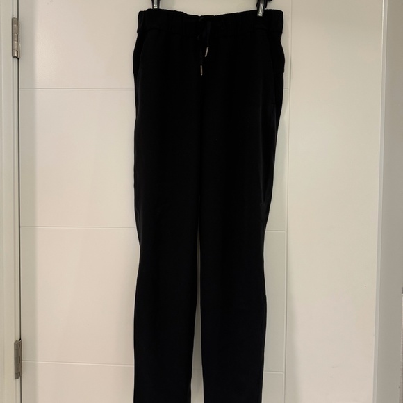 Lululemon on the fly woven 7/8 - Picture 1 of 3